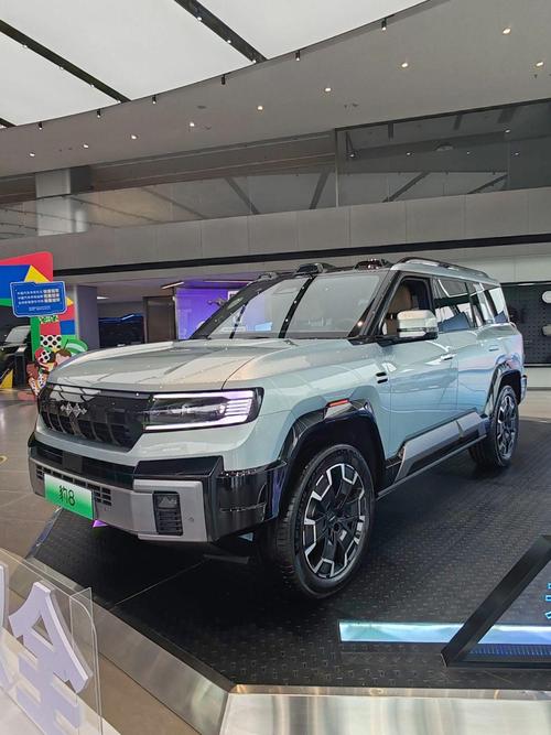 佛山250比亚迪方程豹硬派越野的爆款，英菲尼迪35周年与你共成长